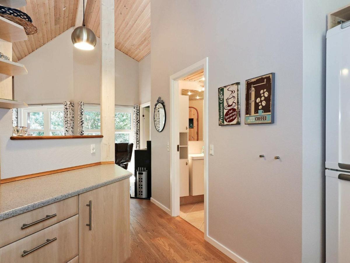 6 Person Holiday Home In Hadsund Odde Zimmer foto
